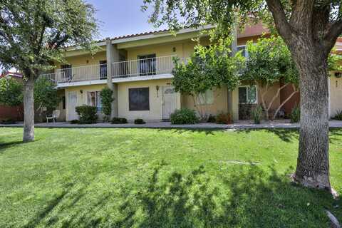 319 Tava Lane, Palm Desert, CA 92211