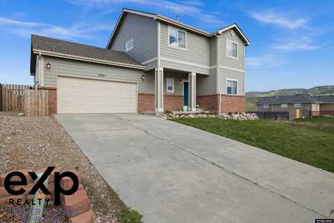 2521 Sagewood Avenue, Casper, WY 82601