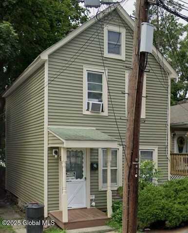9 Park Avenue, Newburgh, NY 12550