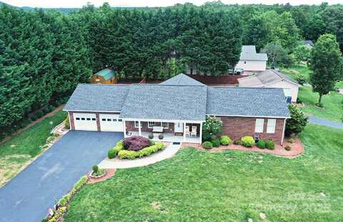 4646 River Run Circle, Hickory, NC 28602