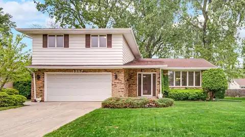 1307 Azalea Drive, Munster, IN 46321