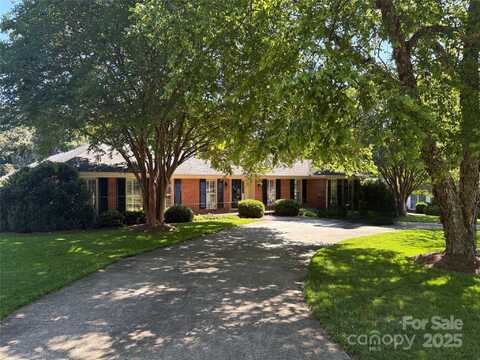 4815 Sentinel Post Road, Charlotte, NC 28226