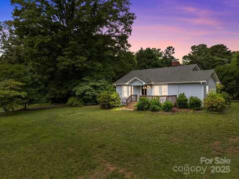 5371 Davidson Road, Davidson, NC 28036