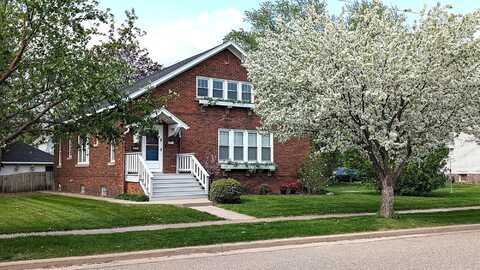 414 6TH AVE, Antigo, WI 54409