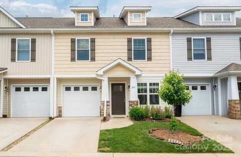 207 Stoney Point Way, Candler, NC 28715