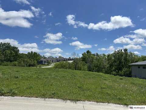 12615 N 161st Avenue, Bennington, NE 68007