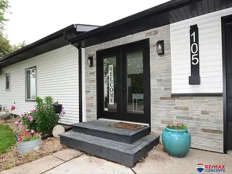 105 Nebraska Street, Murdock, NE 68407