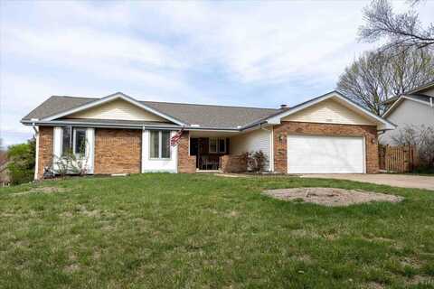 15682 Leavenworth Street, Omaha, NE 68118