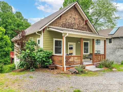 9 Reynolds Road, Asheville, NC 28806