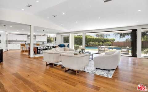2239 Stradella Rd, Los Angeles, CA 90077