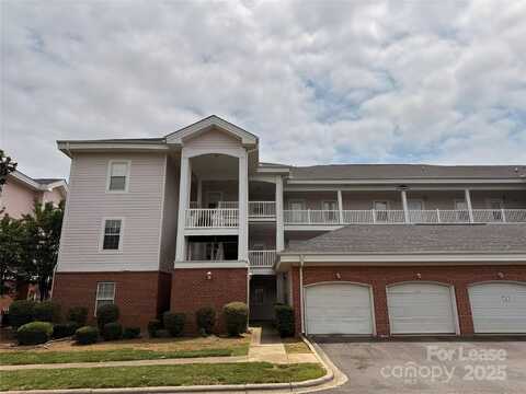 9020 Meadow Vista Road, Charlotte, NC 28213