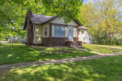 116 S Adams Street, Lawton, MI 49065