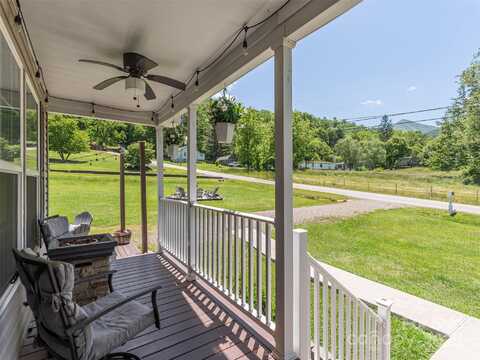 16 Sams Branch Road, Candler, NC 28715