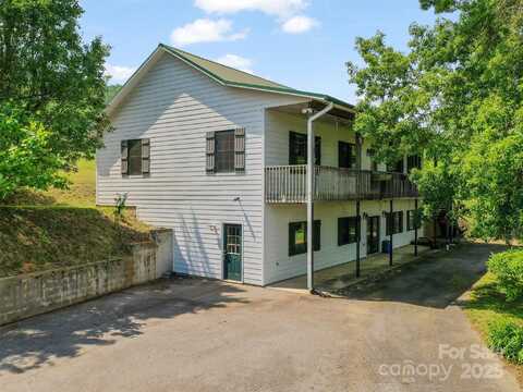 126 Sweetwater Drive, Canton, NC 28716