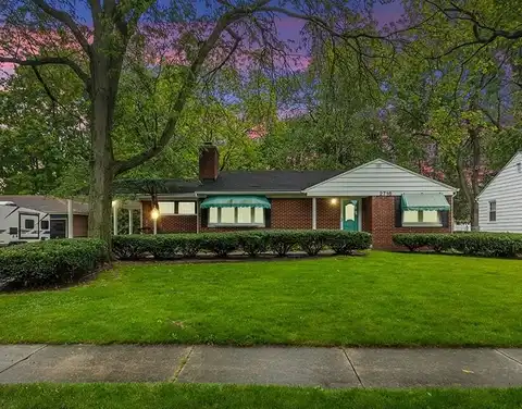 2716 Foster Avenue NE, Grand Rapids, MI 49505