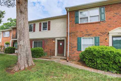 11018 Hunter Trail Lane, Charlotte, NC 28226