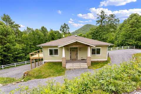 9 Gazebo Trail, Clyde, NC 28721