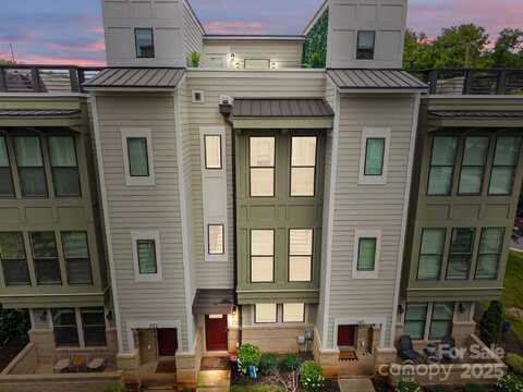 336 Uptown W Drive, Charlotte, NC 28208