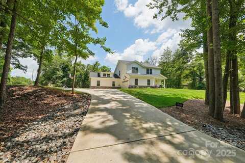 127 Wickersham Drive, Statesville, NC 28625