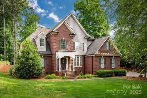117 Lake Hills Drive, Mooresville, NC 28117