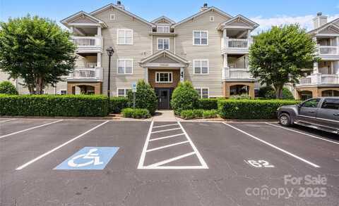17111 Doe Valley Court, Cornelius, NC 28031
