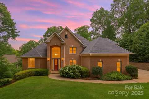 166 Pinnacle Shores Drive, Mooresville, NC 28117