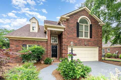 7031 Walton Heath Lane, Charlotte, NC 28277
