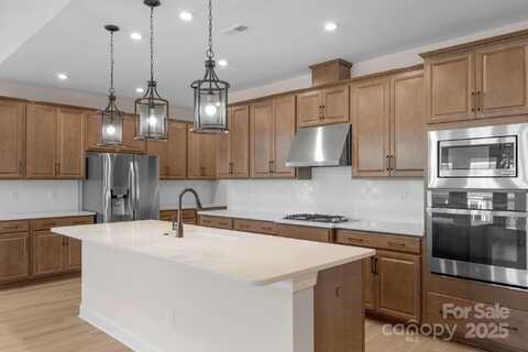 7332 Jolly Brook Drive, Charlotte, NC 28215