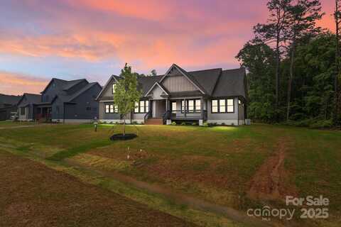 153 Mills Garden Road, Statesville, NC 28625