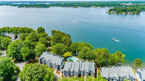 302 Northwest Drive, Davidson, NC 28036