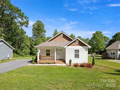 87 Markley Drive, Flat Rock, NC 28731