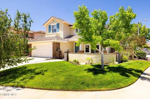 29047 Ironwood Lane, Saugus, CA 91390