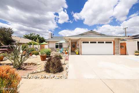 2097 N Swindon Avenue, Simi Valley, CA 93063
