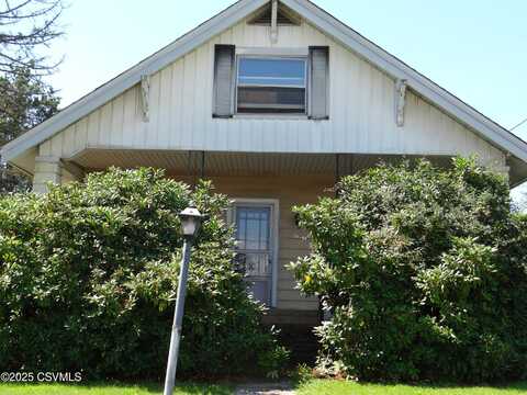 708 N MAIN Street, Sugarloaf, PA 18249