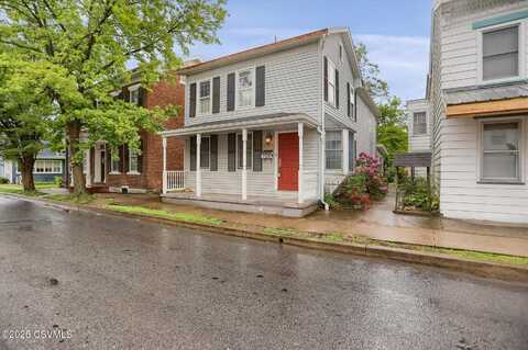 205 N WATER Street, Selinsgrove, PA 17870