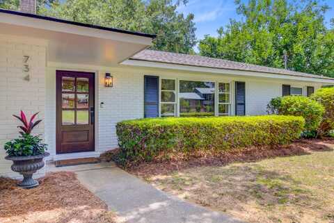 734 Fort Sumter Drive, Charleston, SC 29412