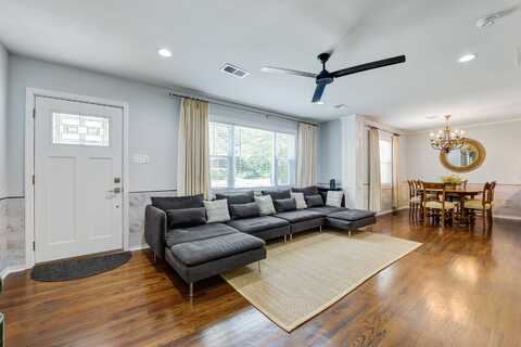 5043 Victoria Avenue, North Charleston, SC 29405