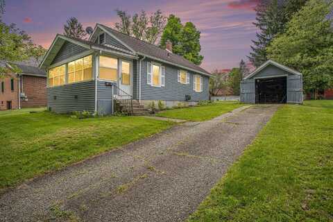 515 N Madison Street, Marshall, MI 49068