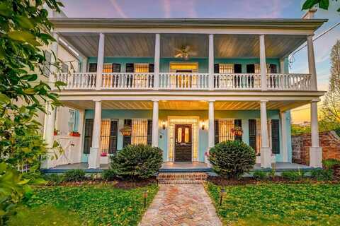 154 Wentworth Street, Charleston, SC 29401
