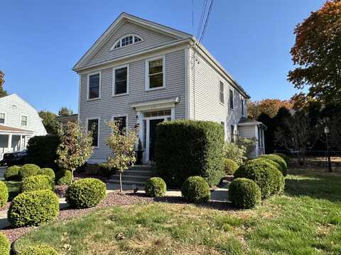 271 Washington Street, Norwich, CT 06360