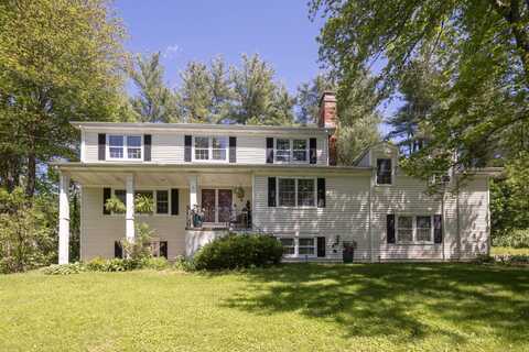 11 Ridge Road, Newtown, CT 06470