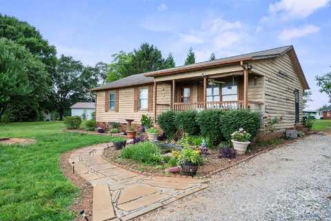 112 Gays Chapel Road, Statesville, NC 28625