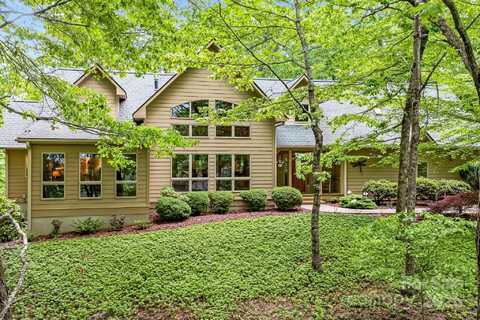 5584 Spring Road, Hendersonville, NC 28739