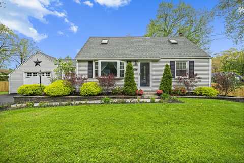 11 Rocket Run, Enfield, CT 06082