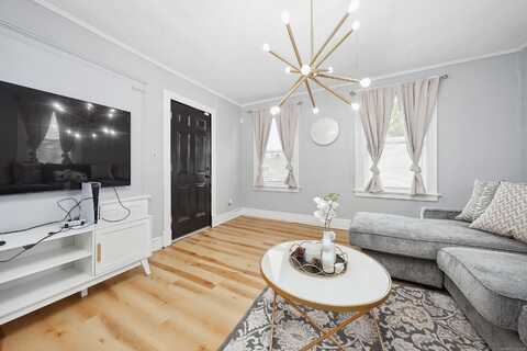 55 Lounsbury Avenue, Waterbury, CT 06706