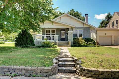 559 E Pleasant Street, Mount Vernon, MO 65712