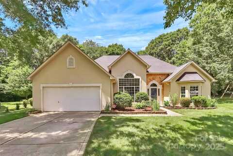 13930 Wild Heather Court, Charlotte, NC 28273