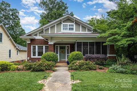 255 South Academy Street, Mooresville, NC 28115