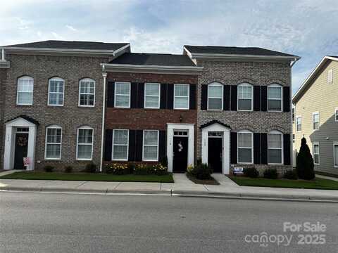 110 W Pine Street, Lincolnton, NC 28092