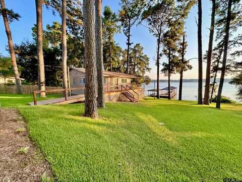 3096 Renee Dr., Chandler, TX 75758
